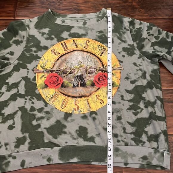 Guns N Roses Tie Dye Distressed Graphic Sweatshirt - Picture 6 of 8